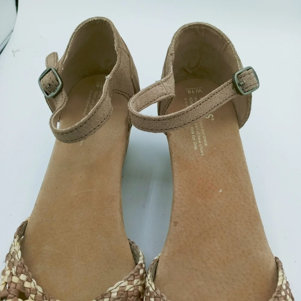 Tom's Stucco Satin Platform Cork Wedge Sandal. Ankle Strap Size 10